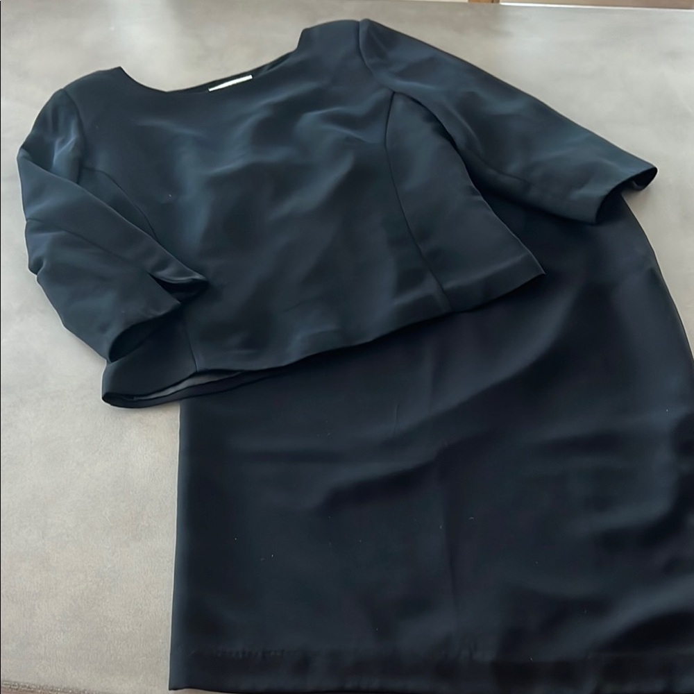 Elegant Black Women's 2 pc dress suit